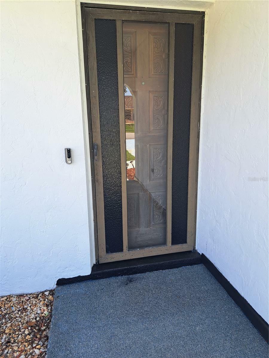 Property Photo: 22 Fleetwood Drive FL 32137