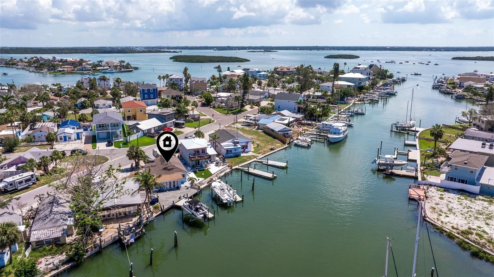 Property Photo: 253 Boca Ciega Drive FL 33708