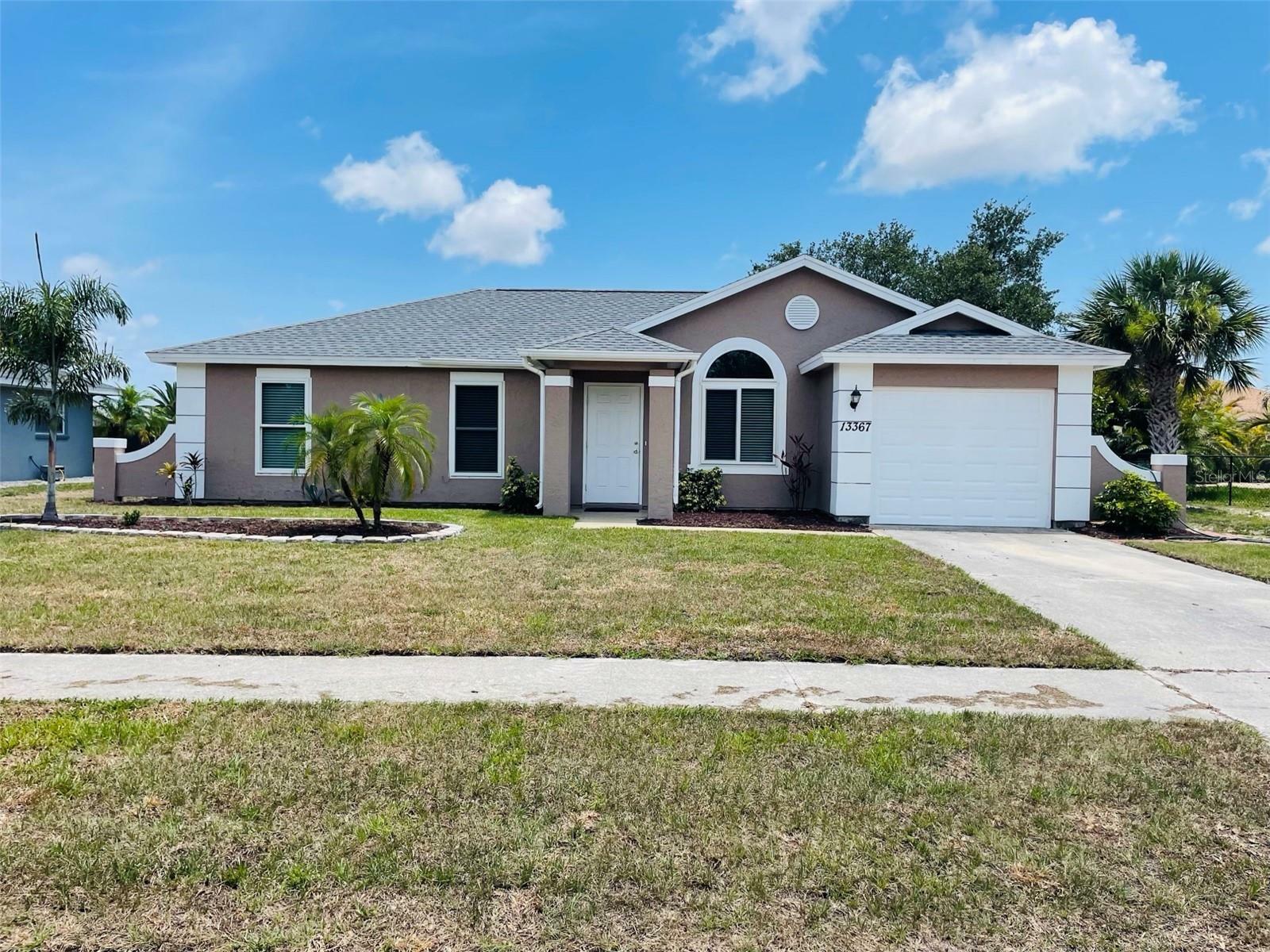 Property Photo:  13367 Darnell Avenue  FL 33981 
