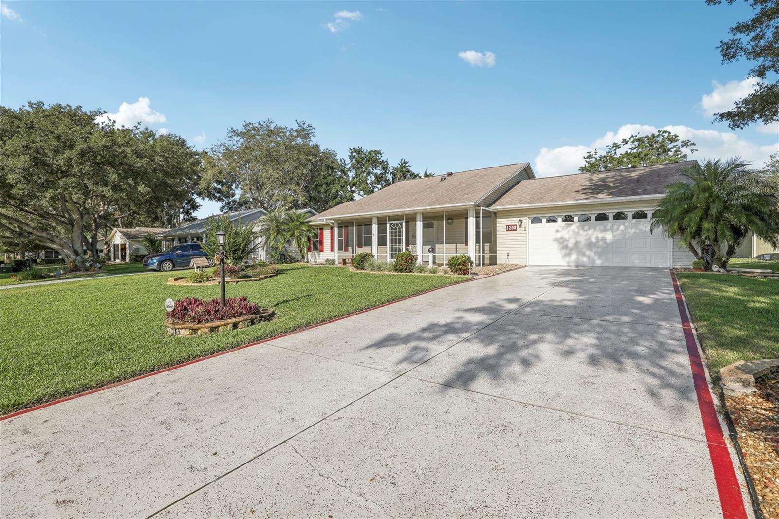 Property Photo: 2208 Orkney Drive FL 34788