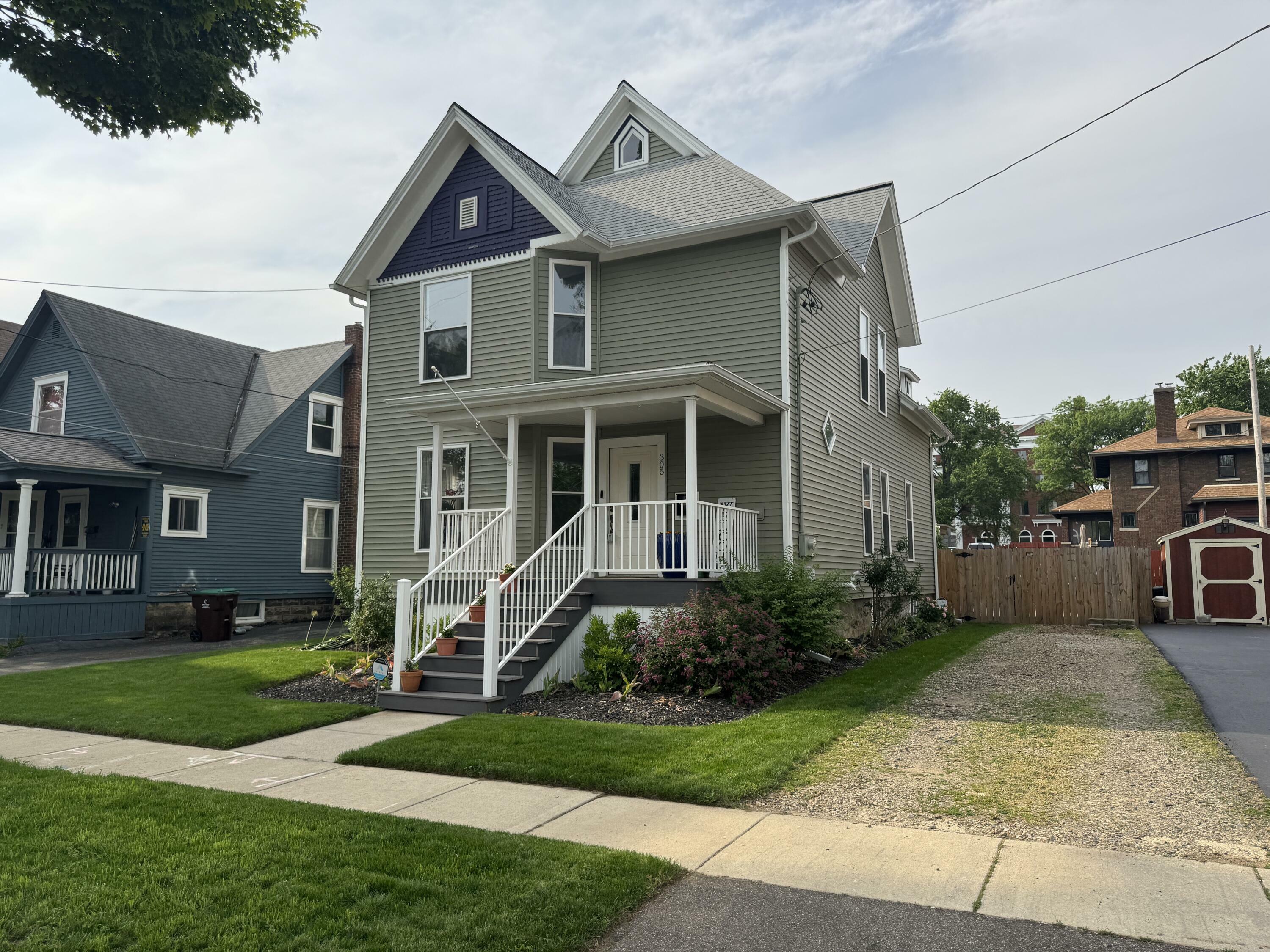 Property Photo: 305 Perry Street MI 49224