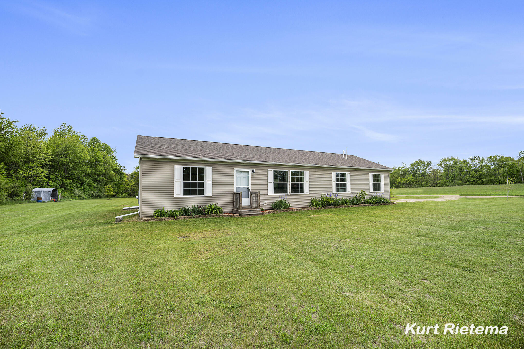 Property Photo: 532 48th Street MI 49056