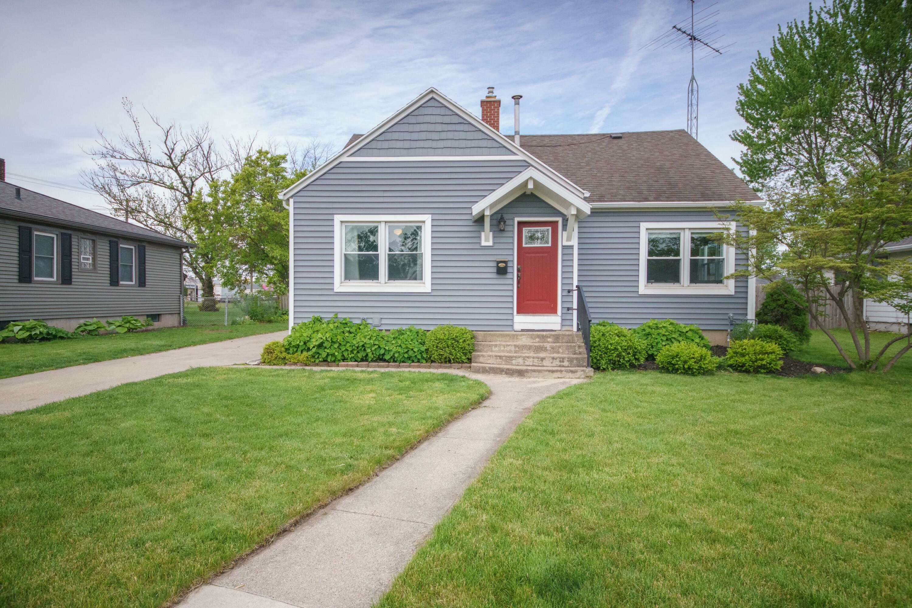Property Photo: 2720 Willa Drive MI 49085