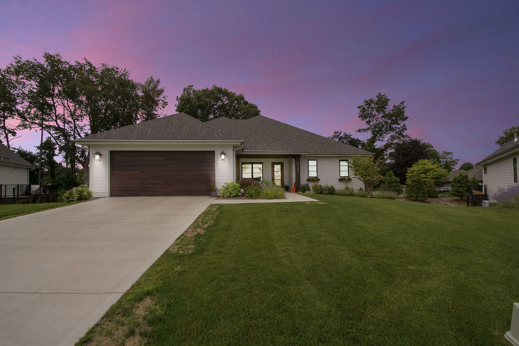 Property Photo:  6348 Lamppost Circle SE  MI 49546 