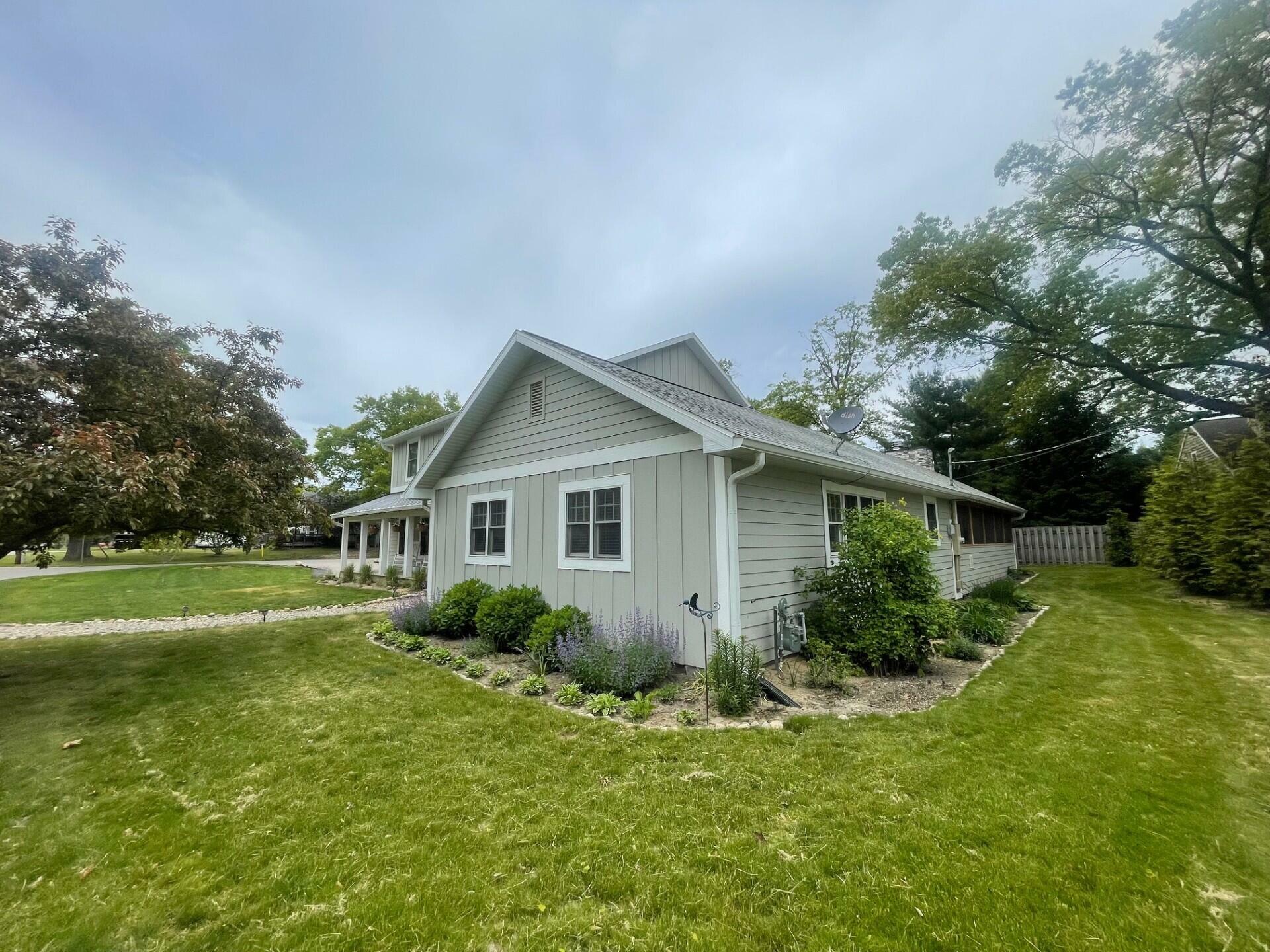 Property Photo: 116 W Clay Street MI 49117