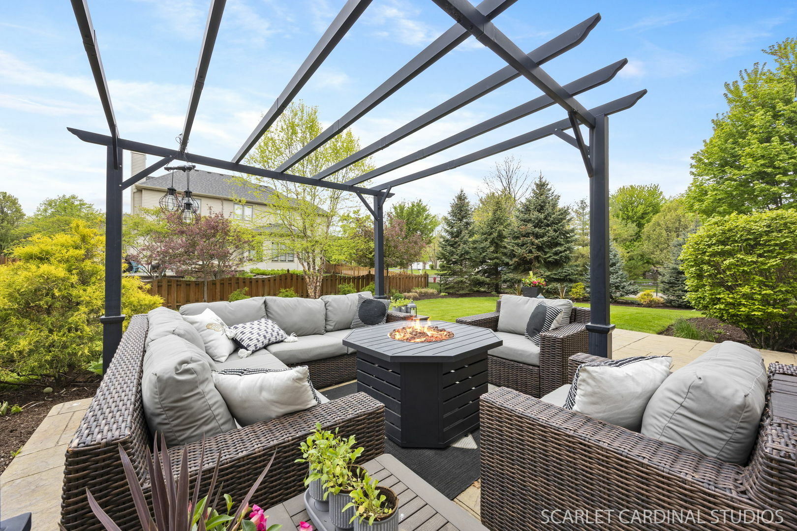 Property Photo:  139 Pineridge Drive S  IL 60543 