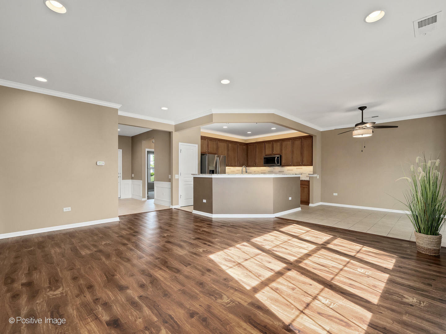 Property Photo: 12382 Scarlet Drive IL 60142