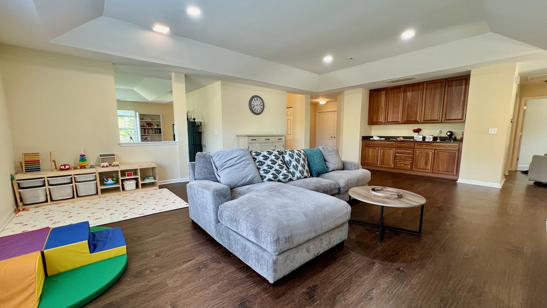 Property Photo: 1923 Byman Lane IL 60061