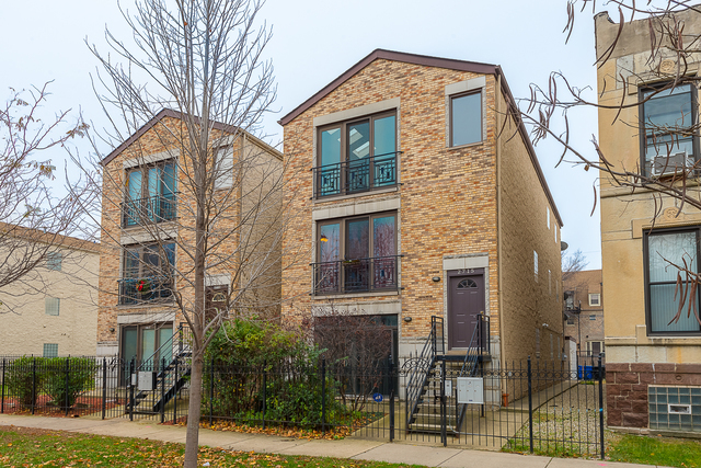2715 W Washington Boulevard 1  Chicago IL 60612 photo