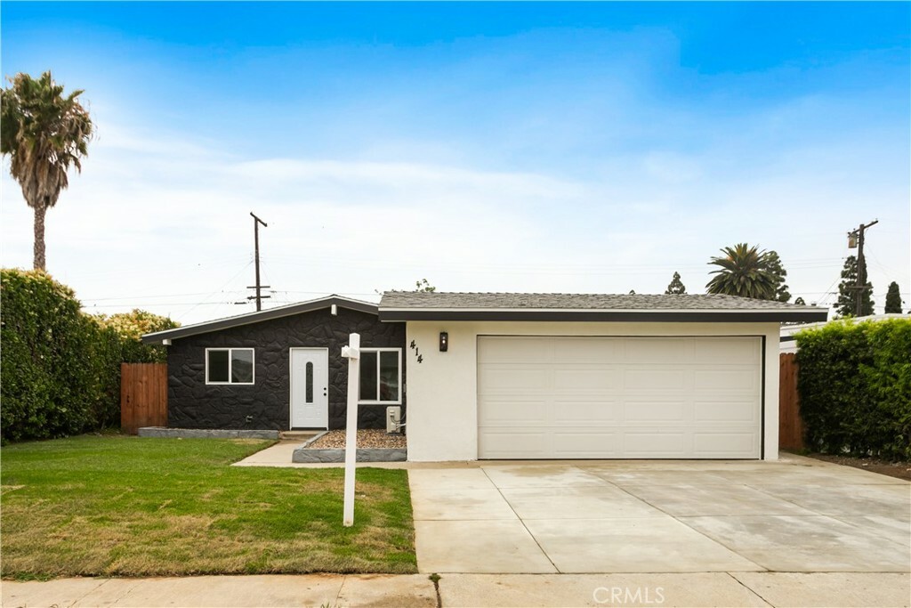 Property Photo:  414 Markton Street  CA 90061 