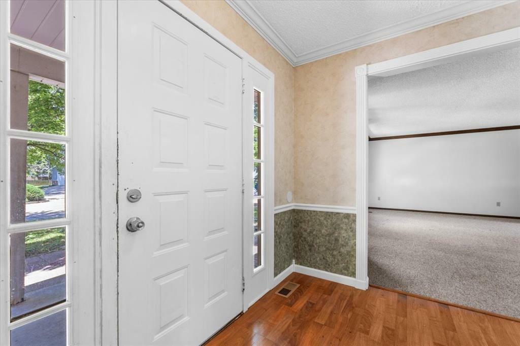 Property Photo: 1014 Willow River Court MO 63031