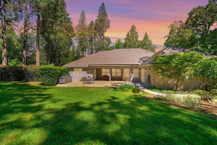 12986 Somerset Drive  Grass Valley CA 95945 photo