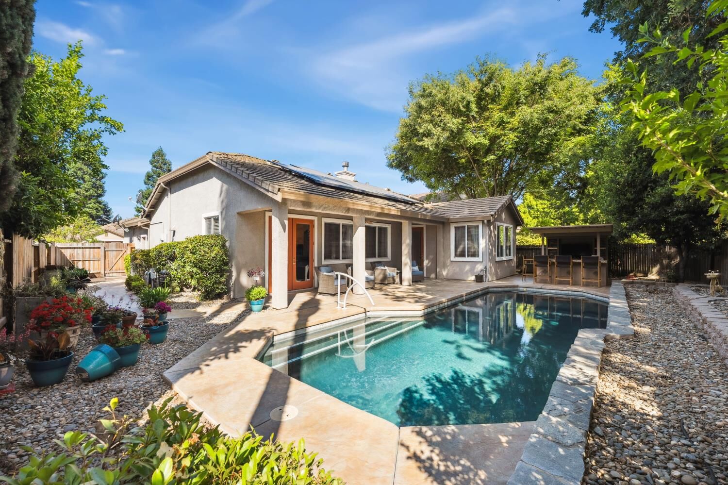 Property Photo:  2336 Swainson Way  CA 95833 