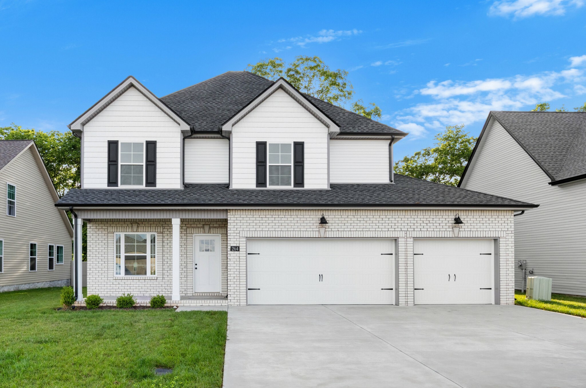 Property Photo: 264 Kildeer Dr TN 37040