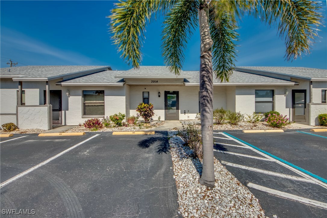 Property Photo: 3914 SW 8th Court 103 FL 33914