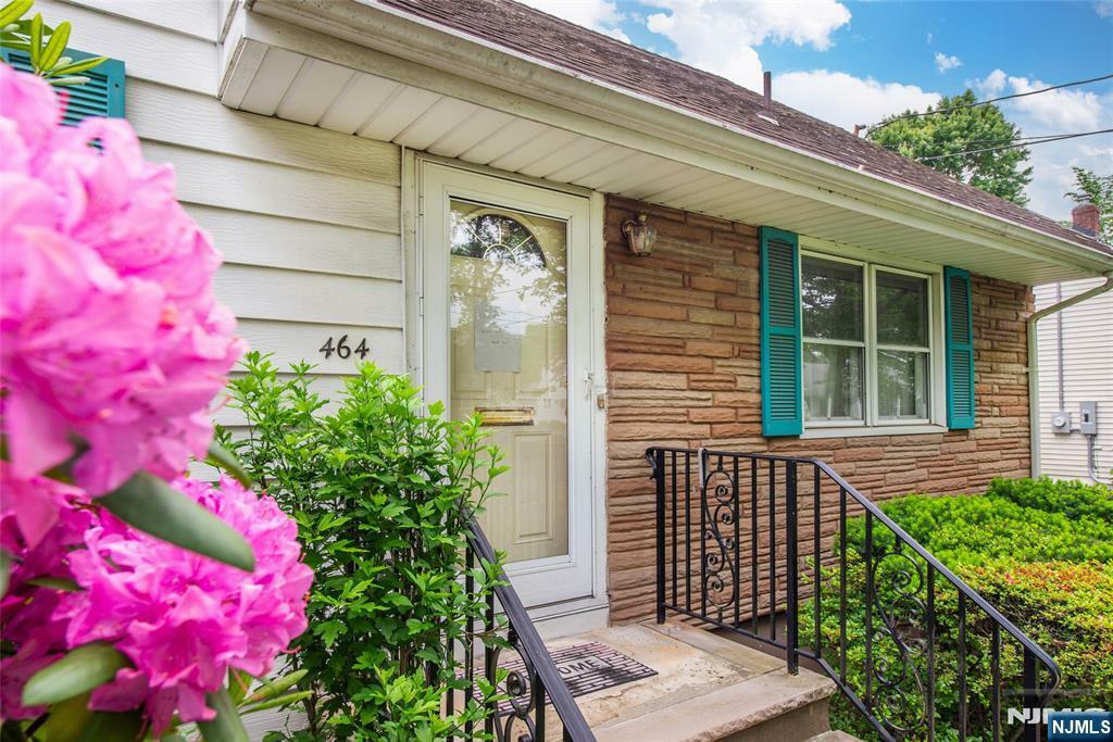 Property Photo: 464 Dorchester Road NJ 07450