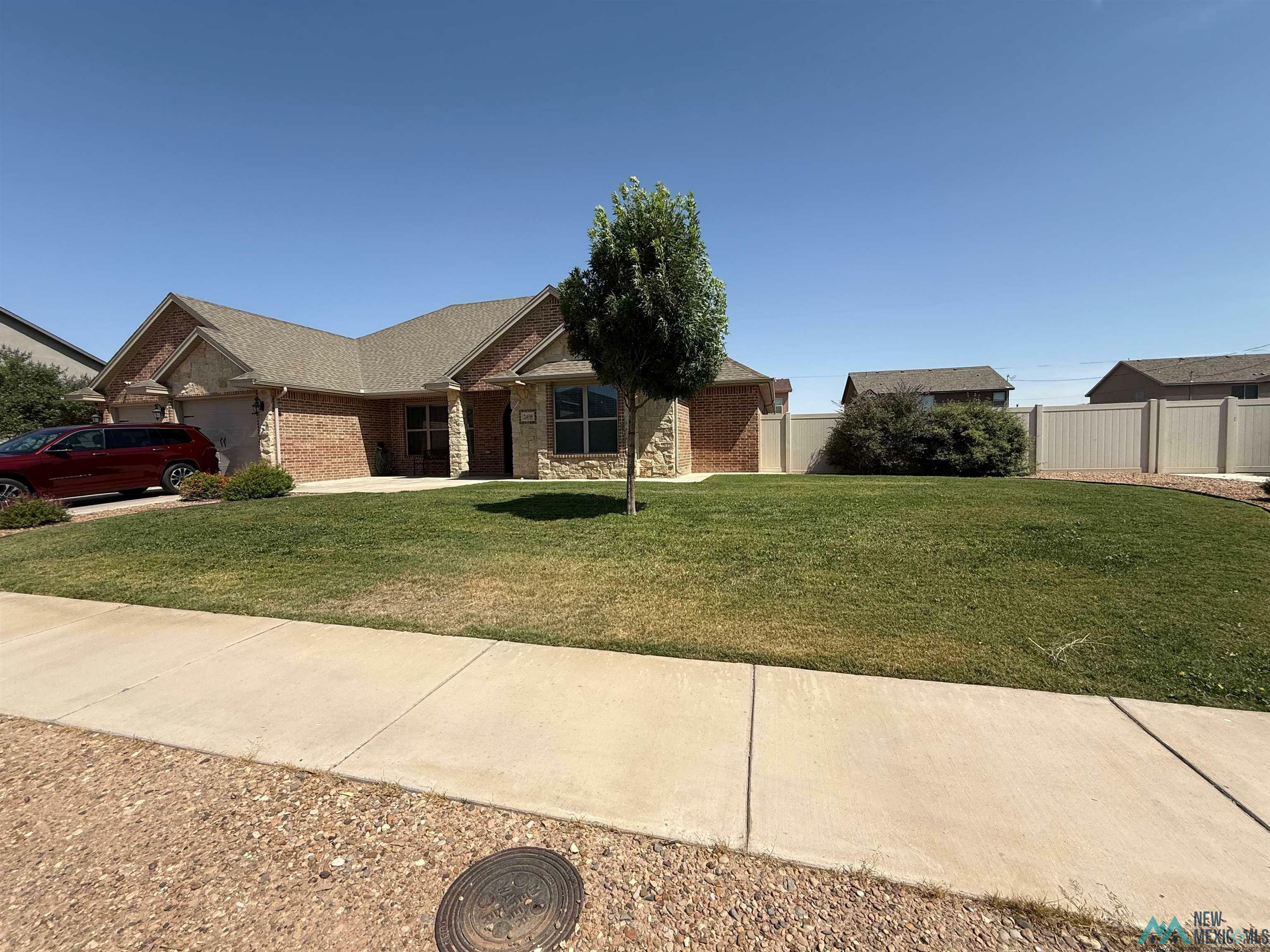 Property Photo: 2408 W Mann Ave Avenue NM 88210