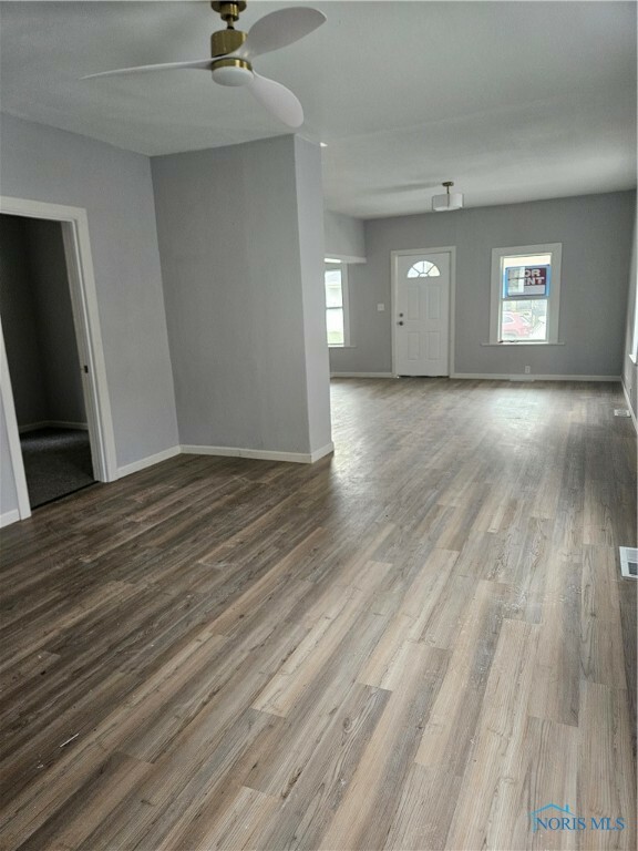Property Photo: 1545 Buckingham Street OH 43607