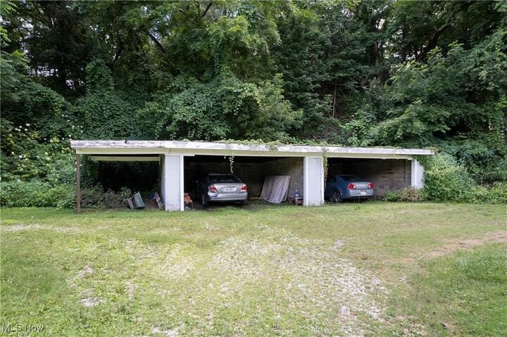 Property Photo: 594 Shook Road OH 44319