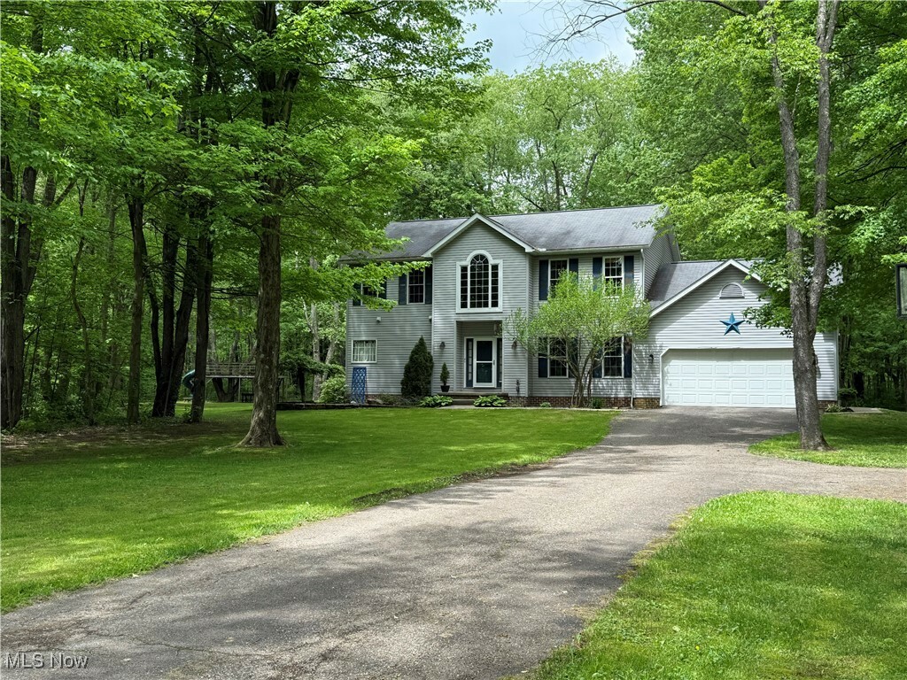 Property Photo: 647 Benedict Leavittsburg Road OH 44430