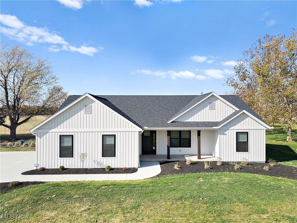 8664 Akron Road  Marshallville OH 44645 photo