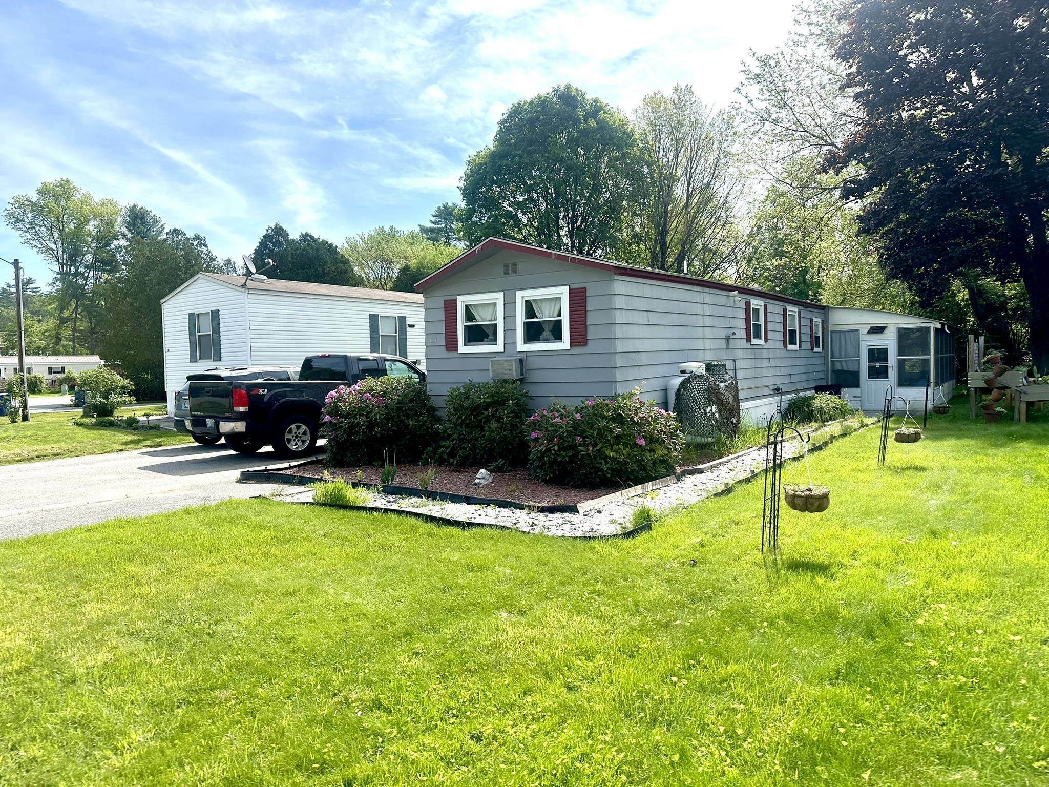 Property Photo: 10 Starling Street NH 03431