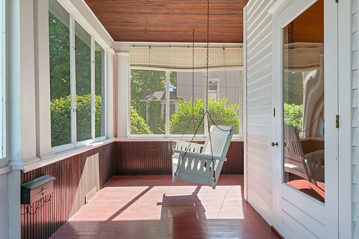 Property Photo: 408 5th Street E MN 55057