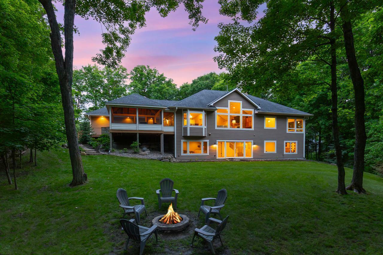 Property Photo: 8580 Maple View Drive MN 55322