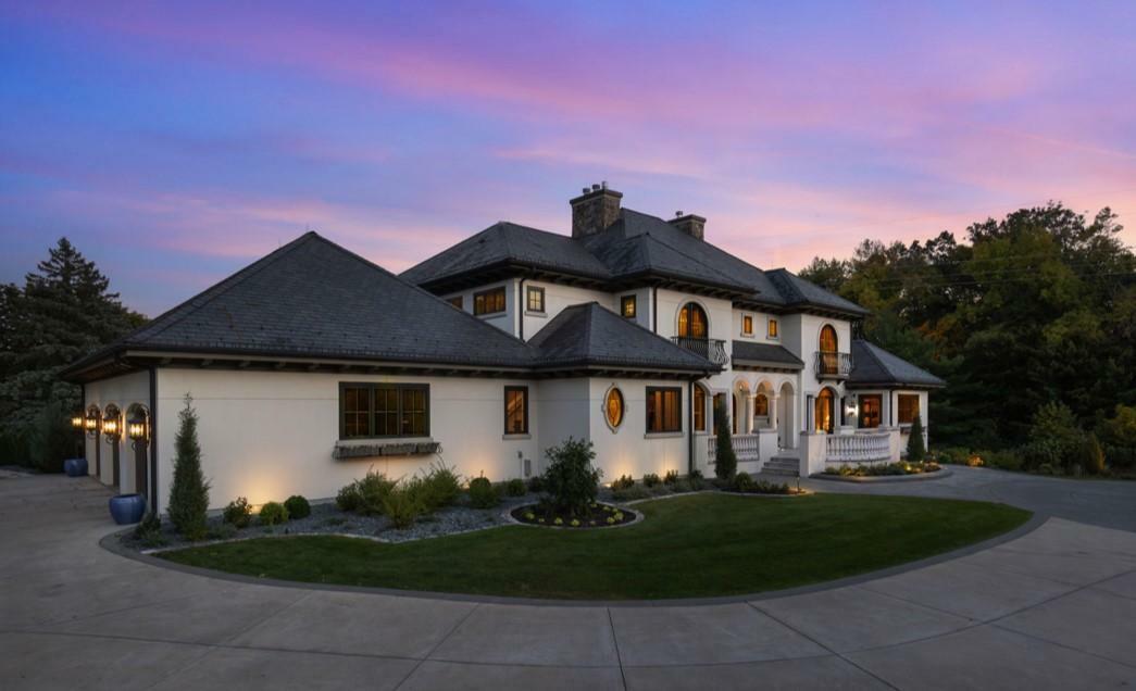 Property Photo: 1560 Hunter Drive MN 55391