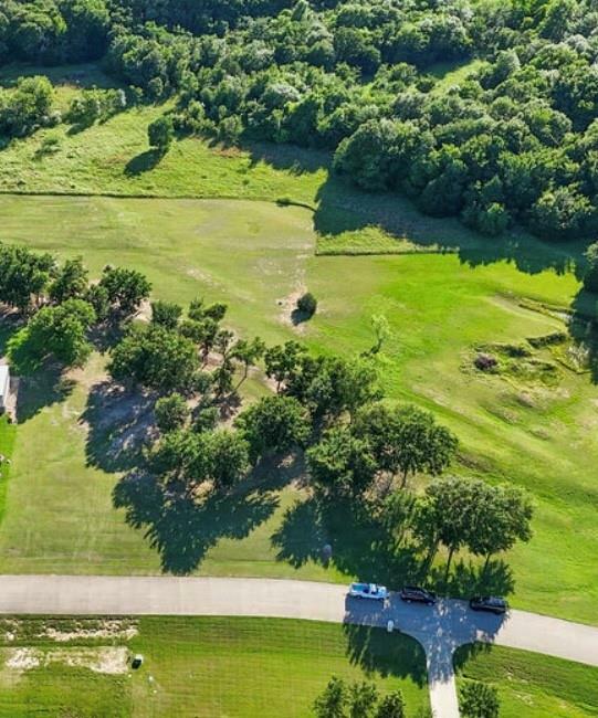 Property Photo: 1409 Shadow Lakes Drive TX 75169