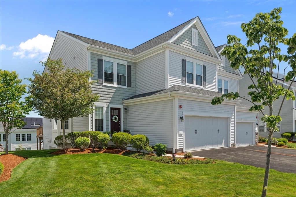 Property Photo: 5 Redwood Path 5 MA 01748