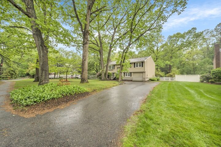 Property Photo:  64 Haverhill St  MA 01867 