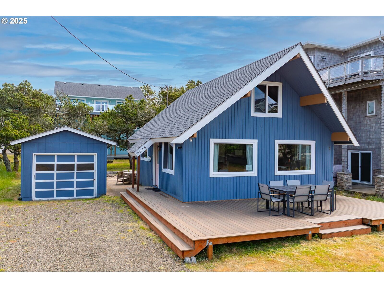 Property Photo:  33565 Shore Dr  OR 97135 