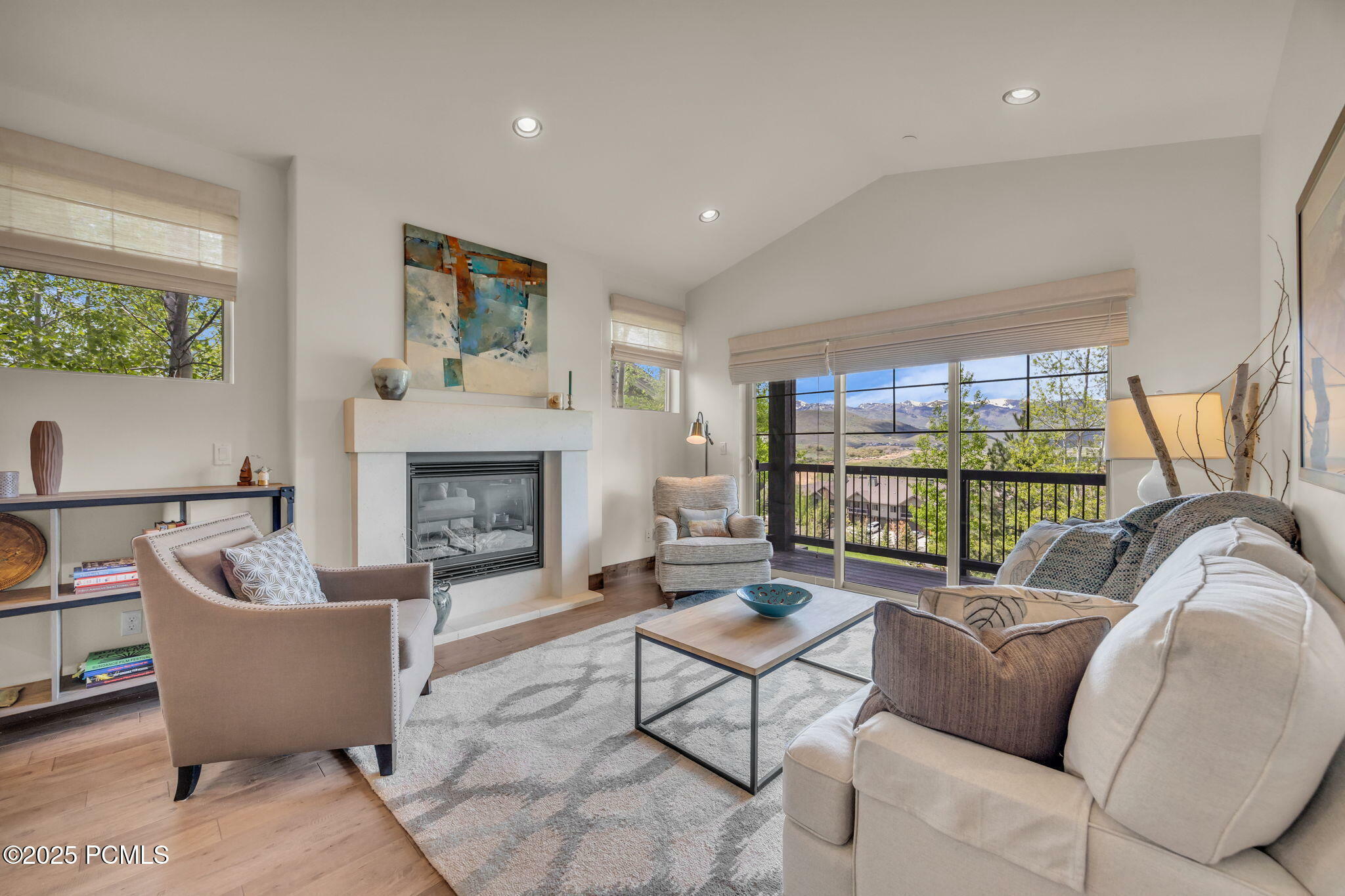 Property Photo: 1009 W White Cloud Trail UT 84036