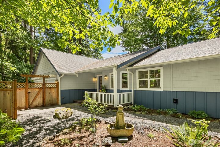 Property Photo:  9561 NE Mary Sam Lane  WA 98110 