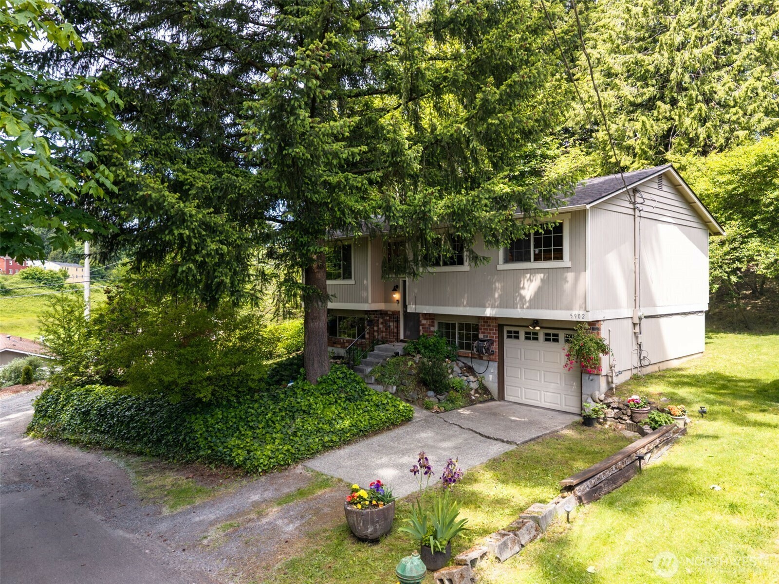 Property Photo: 5902 S Fountain Street WA 98178