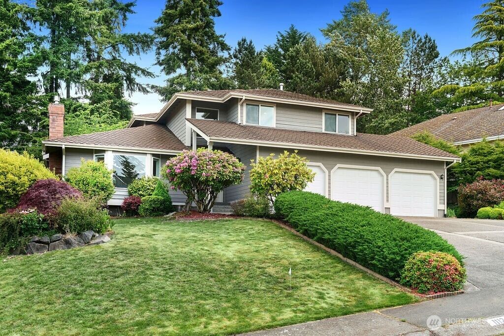 Property Photo: 1112 SW 326th Place WA 98023