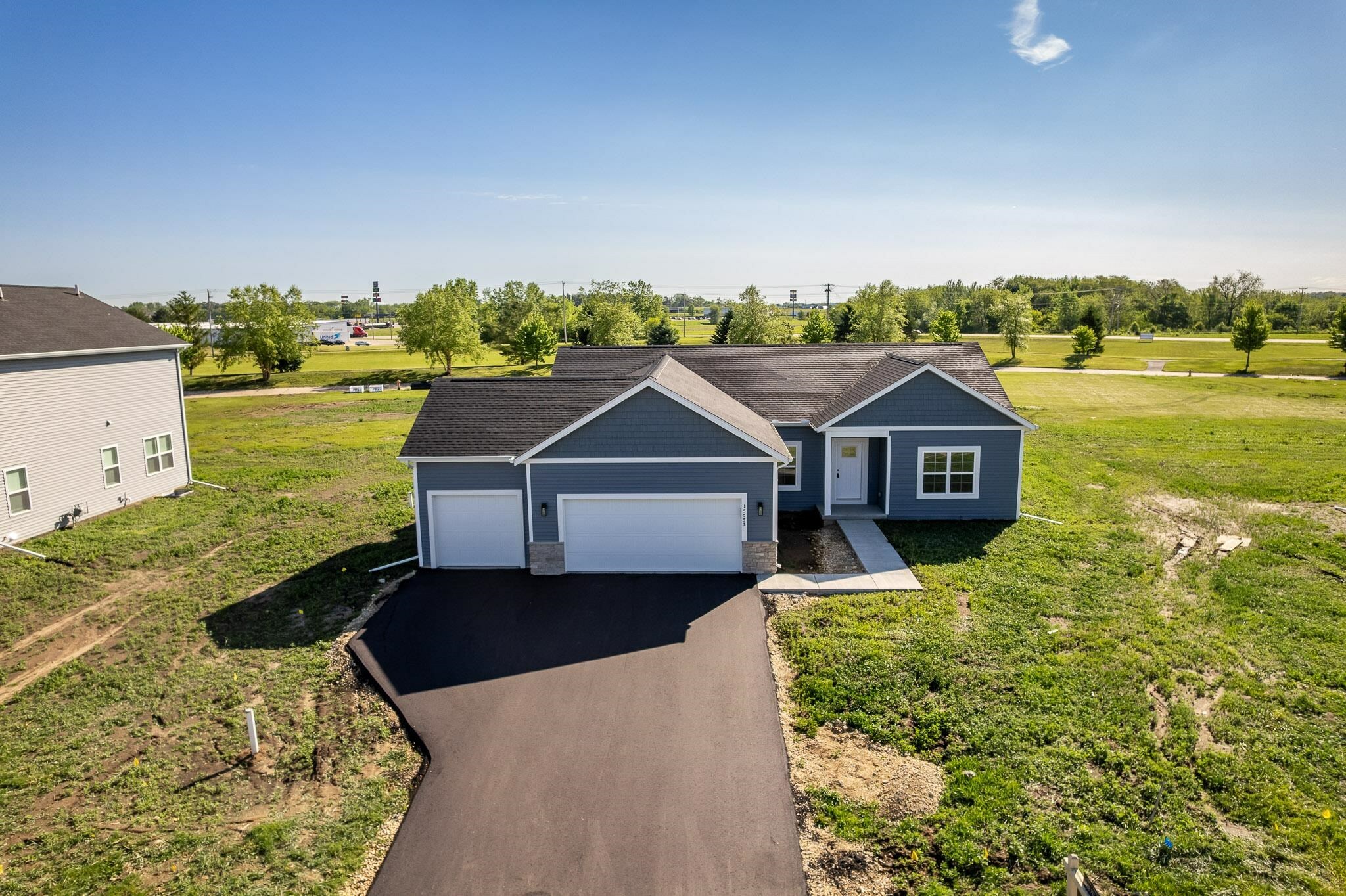 Property Photo: 15557 Finley Way IL 61080