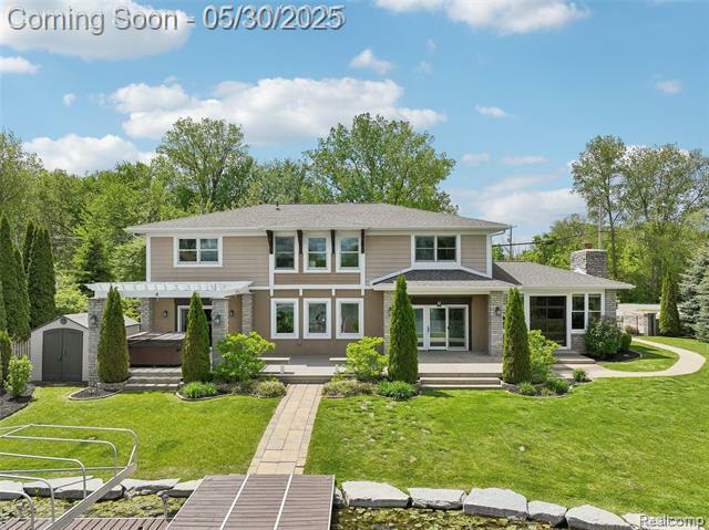 Property Photo: 13525 Torrey Road MI 48430