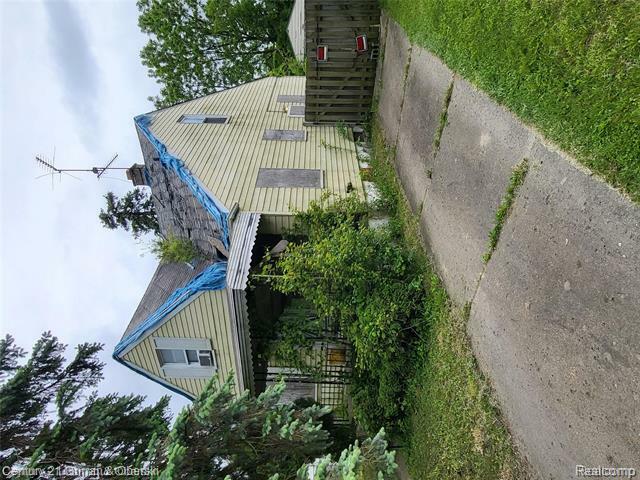 Property Photo: 7611 Parkland MI 48239