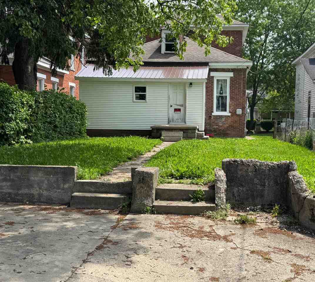 Property Photo: 224 N 17th Street 224 1/2 N 17th Street IN 47374