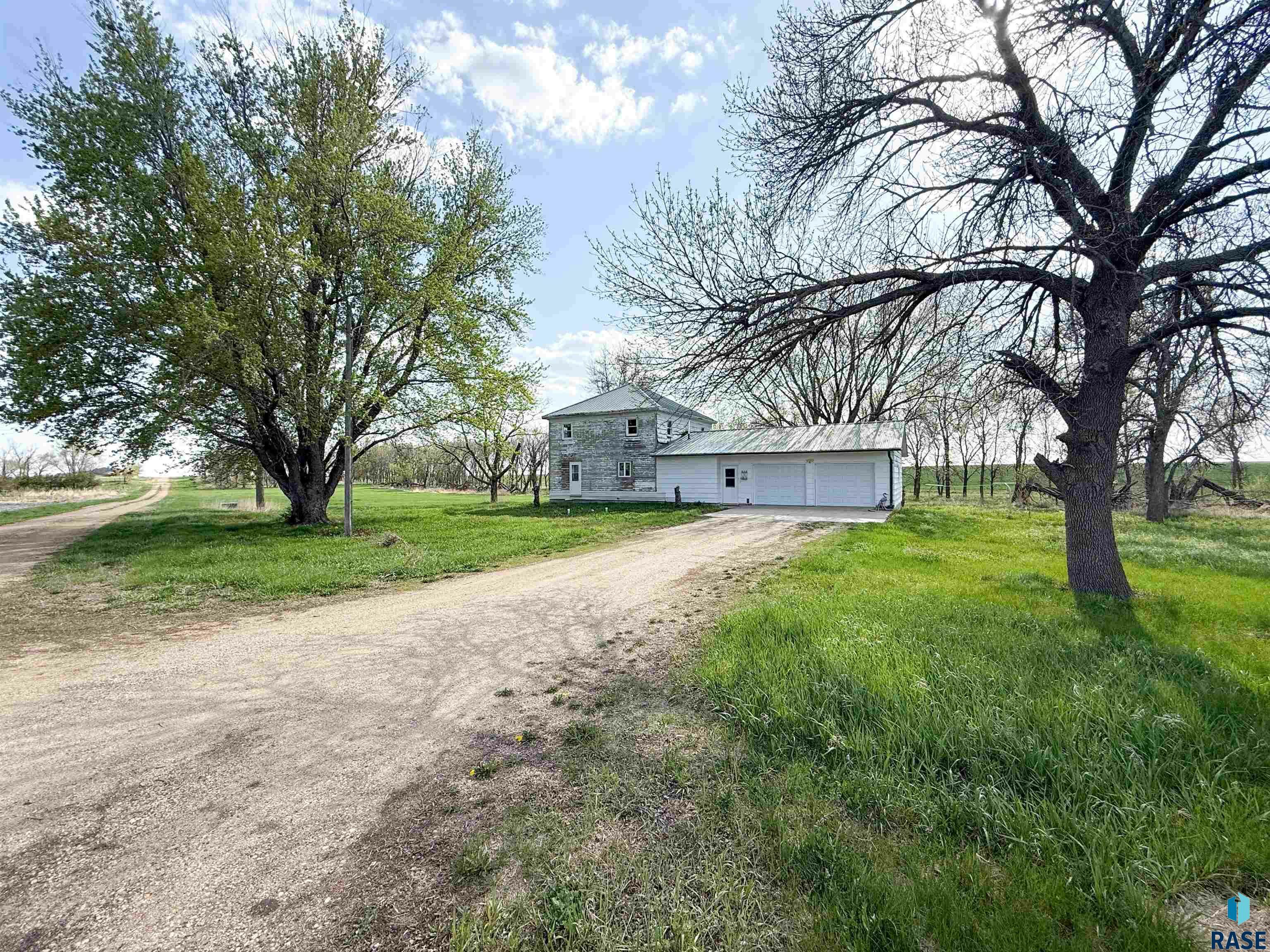 Property Photo: 44343 234th St SD 57076