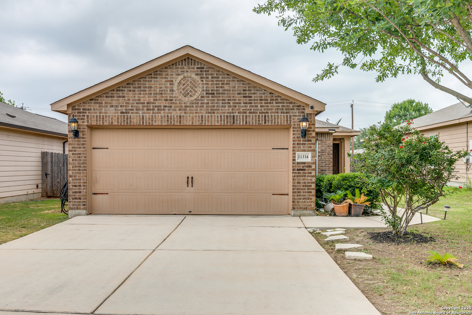 Property Photo: 11334 Luckey Ledge TX 78252