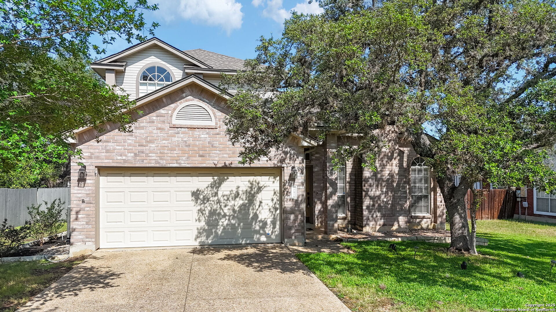Property Photo: 17915 Crystal Knoll TX 78258