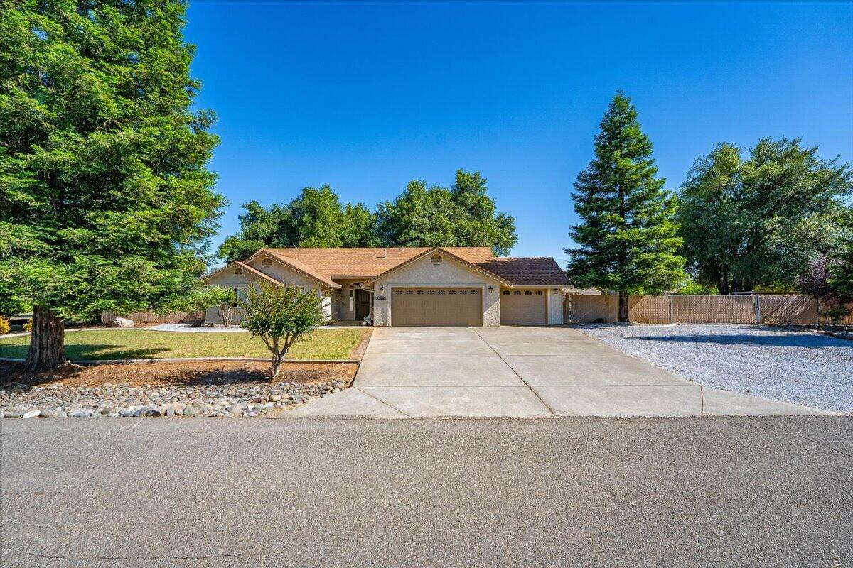 Property Photo: 17935 Arlington Court CA 96007