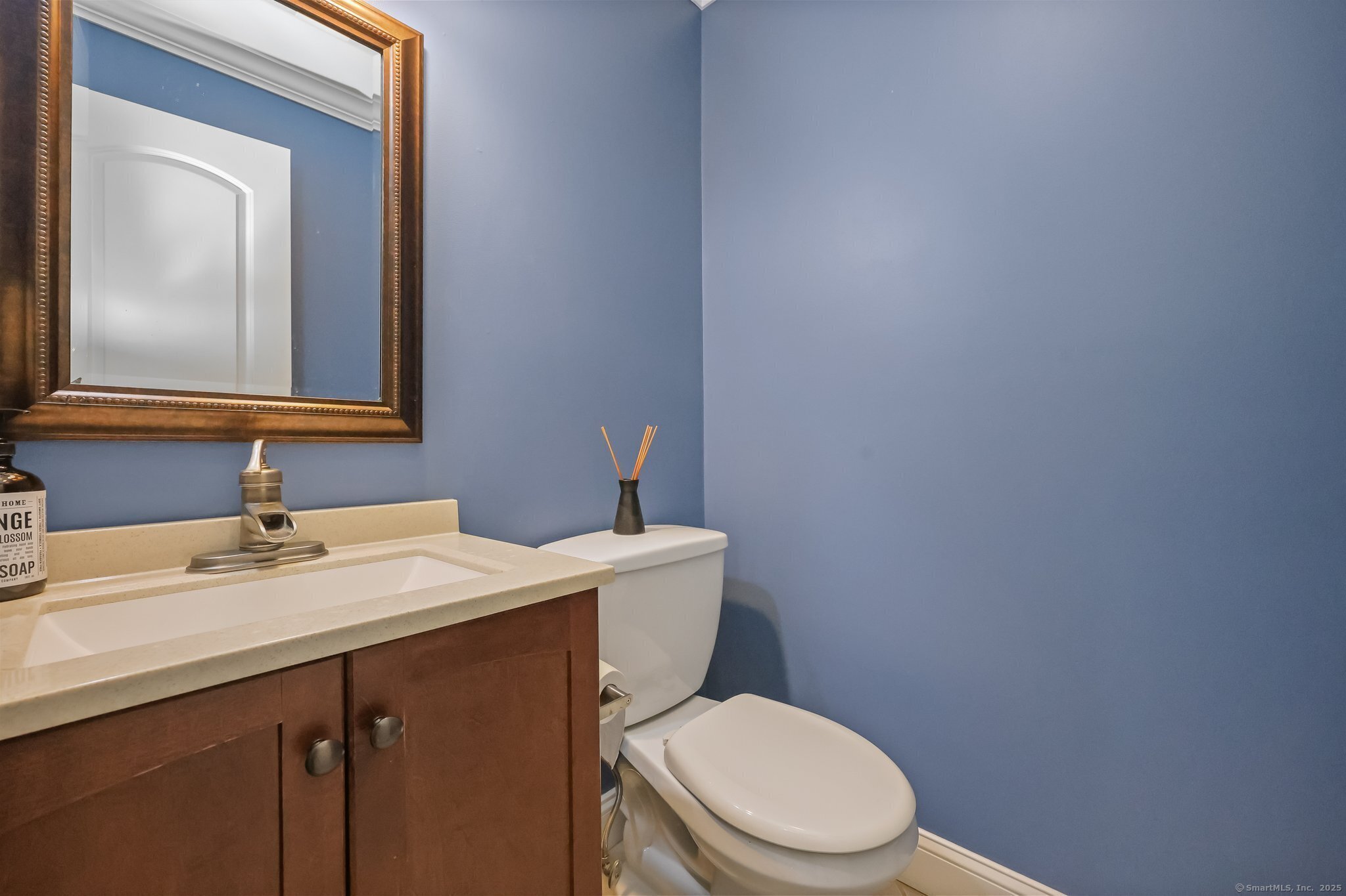 Property Photo: 40 Ferris Avenue Apt 6 CT 06854