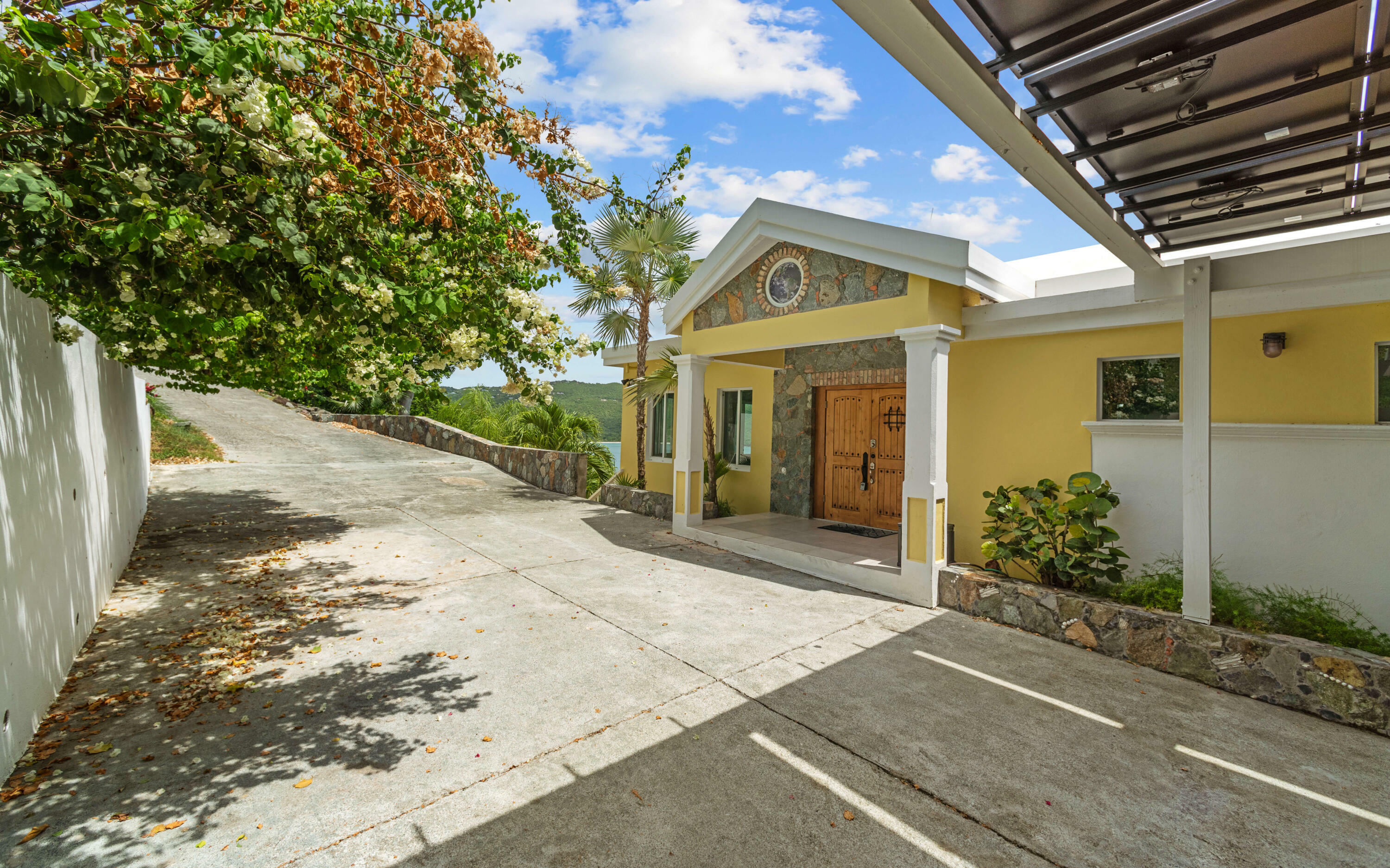 Property Photo: 10-A-2 Peterborg Gns VI 00802