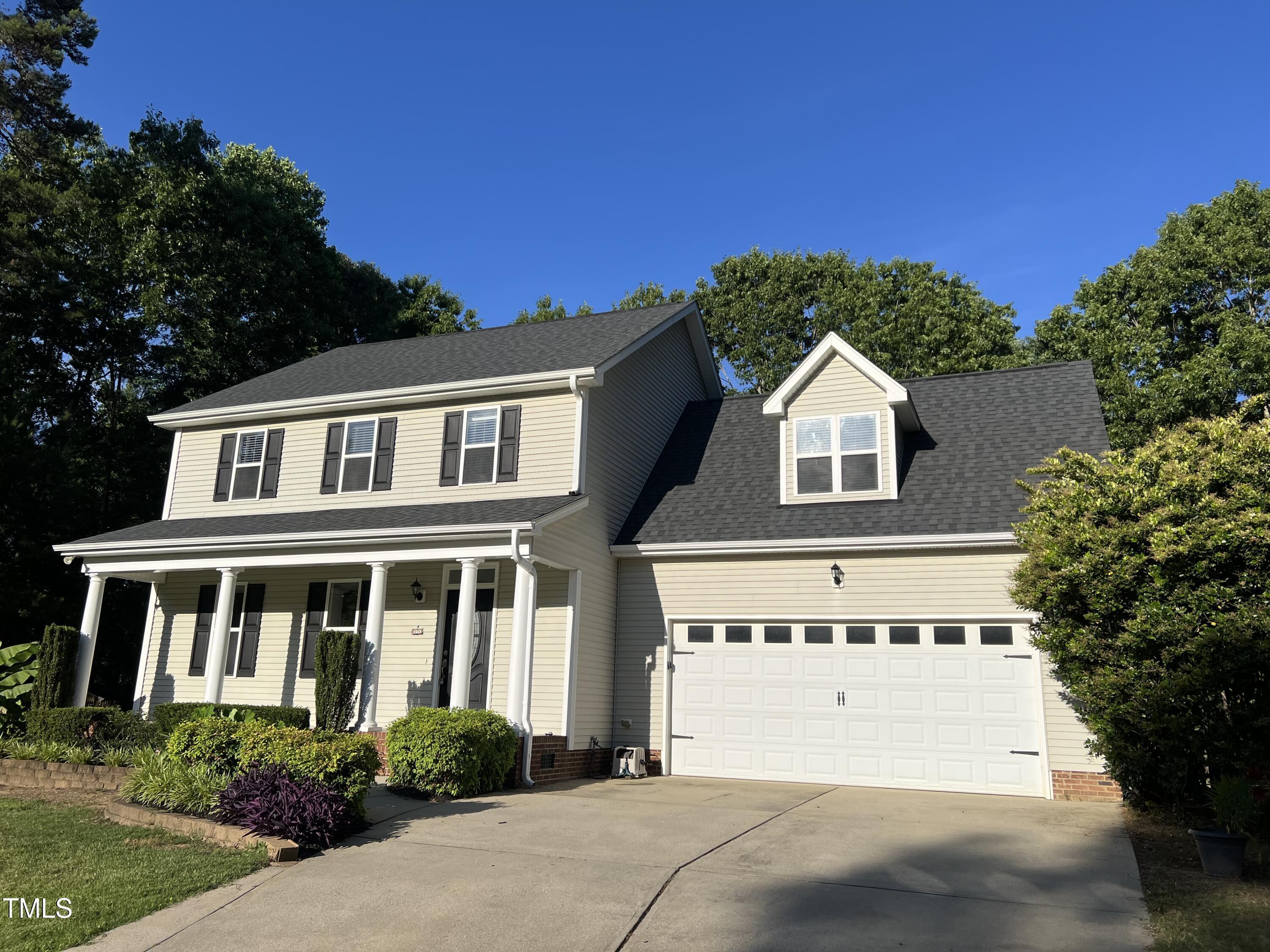 Property Photo: 395 Wyndham Place Drive NC 27526