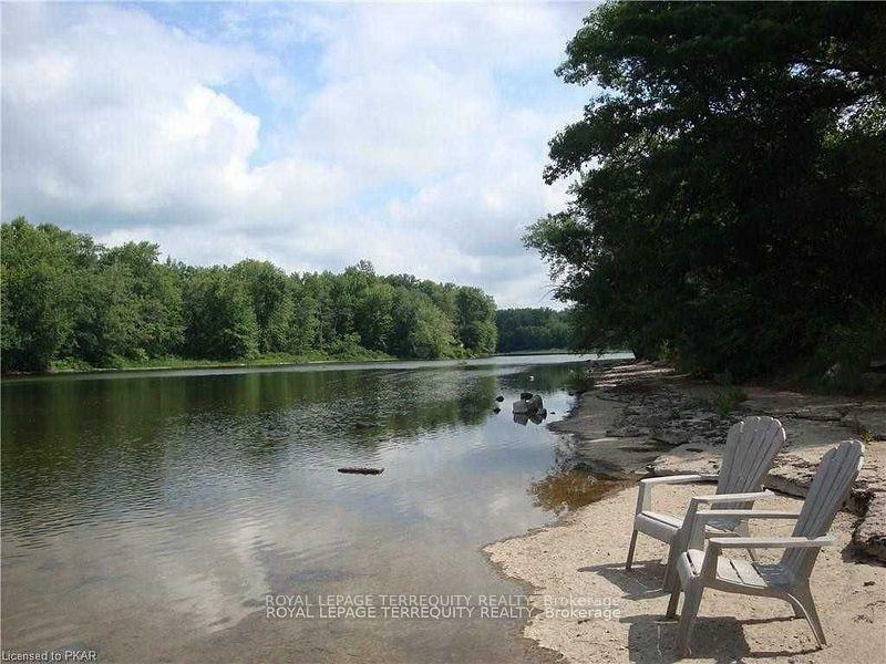 Property Photo:  185 Pine Lane  ON K0K 2M0 