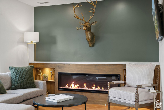 Property Photo: 236 Woodside Ave 11 UT 84060